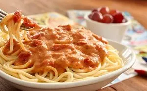 Olive Garden Menu with Prices & Calories 2026 140 Kids Five Cheese Marinara with Choice of Pasta (V)