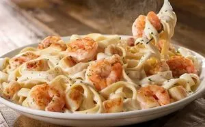 Olive Garden Menu with Prices & Calories 2026 48 Seafood Alfredo